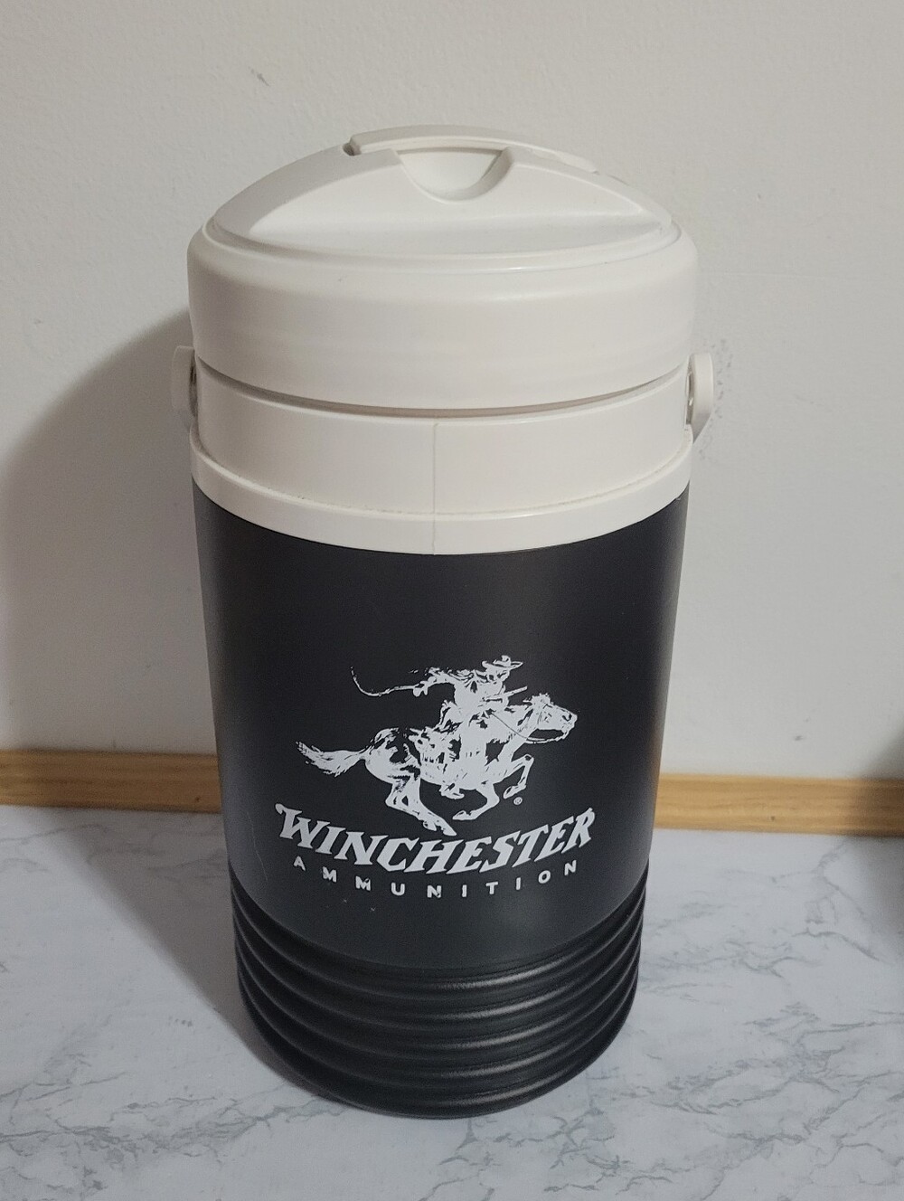 Igloo Black and White Winchester 1/2 Gallon Beverage Cooler Jug